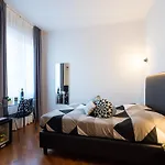 I Sleep Bed and Breakfast 4*